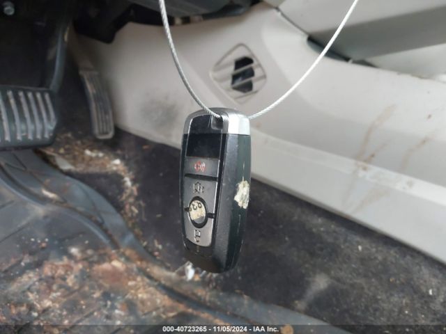 3FA6P0HD1HR309457 Ford FUSION SE