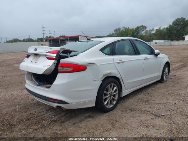3FA6P0HD1HR309457 Ford FUSION SE