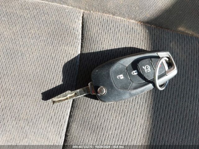 1G1BC5SM5J7148885 Chevrolet Cruze Ls Auto