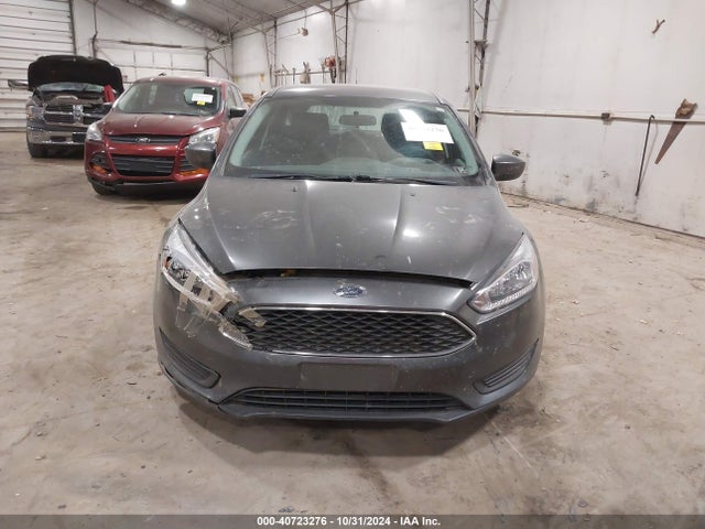 Ford FOCUS SE 2018 1FADP3K20JL320650 Image 12