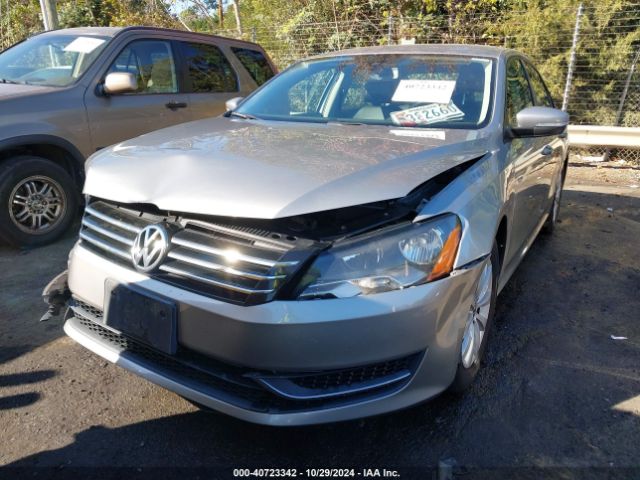 1VWAT7A31EC085091 Volkswagen Passat 1.8t Wolfsburg Edition