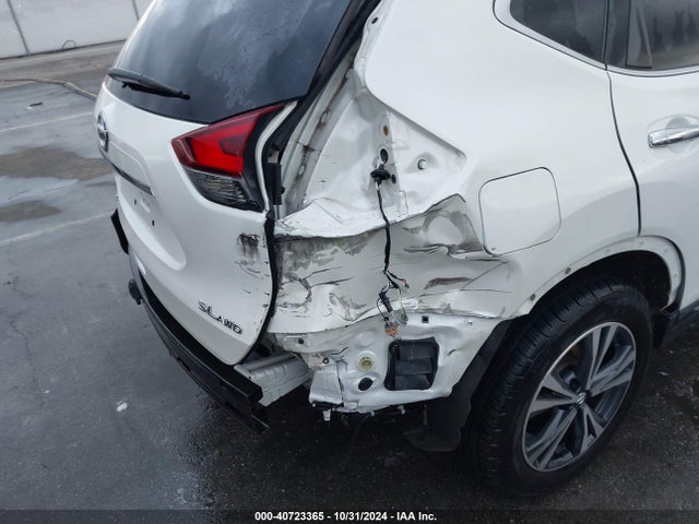 Nissan Rogue Sl 2017 5N1AT2MV1HC869824 Image 18