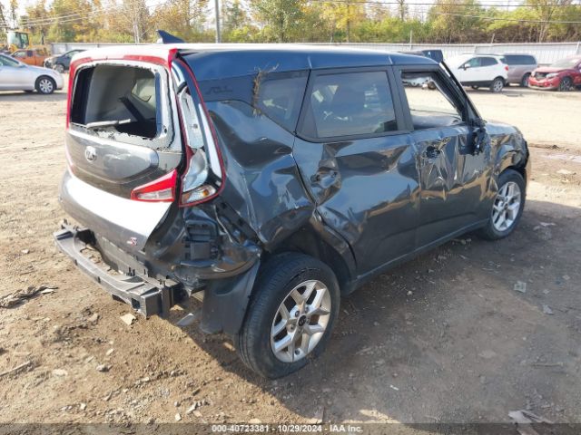 KNDJ23AU8M7779713 KIA SOUL S