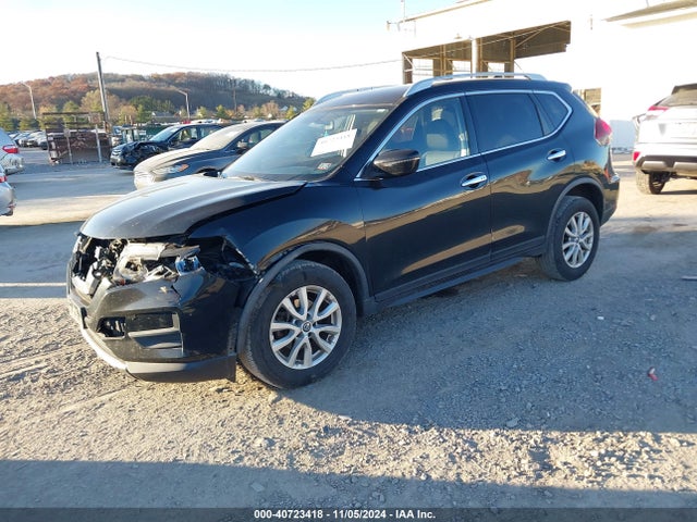 Nissan ROGUE SV 2018 JN8AT2MV0JW305045 Image 2