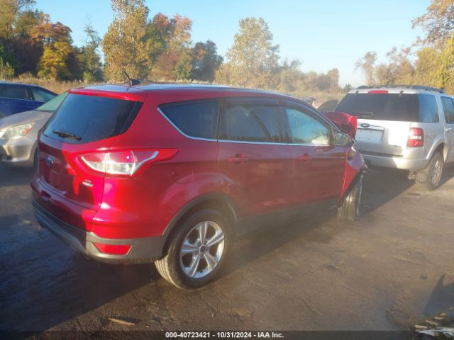 1FMCU9G93GUA35141 Ford ESCAPE SE
