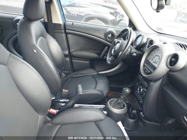 2011 MINI COOPER S COUNTRYMAN WMWZC5C52BWL53730 Photo 4