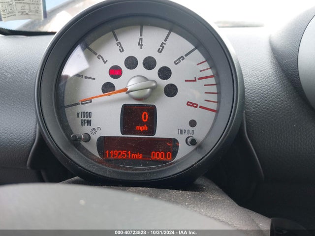 2011 MINI COOPER S COUNTRYMAN WMWZC5C52BWL53730 Photo 6