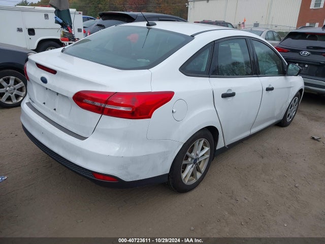 Ford FOCUS S 2016 1FADP3E28GL287465 Image 4