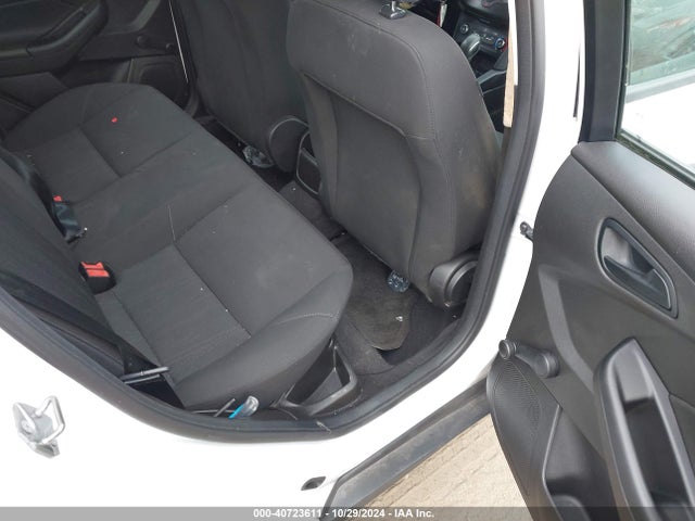 Ford FOCUS S 2016 1FADP3E28GL287465 Image 8