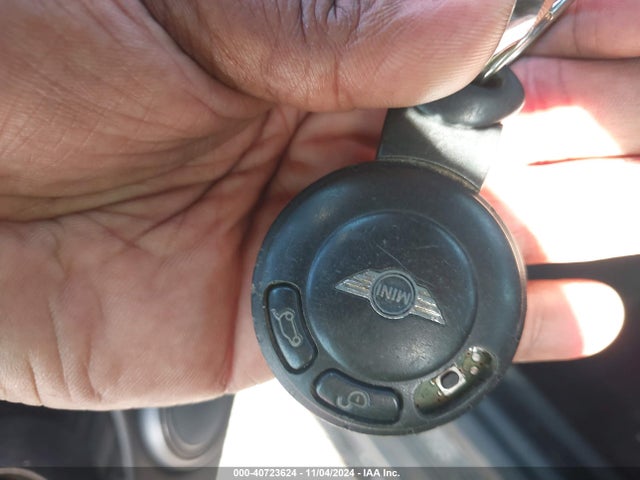 2008 MINI COOPER S WMWMF73568TV34918 Photo 10