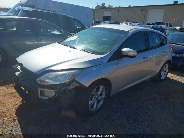 Ford FOCUS SE 2014 1FADP3K28EL417228 Image 2