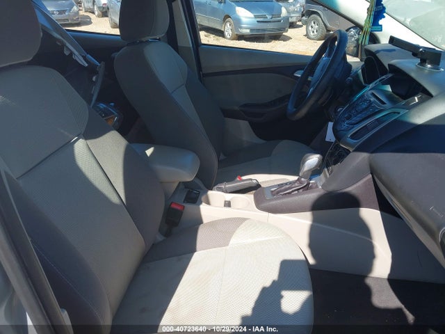 Ford FOCUS SE 2014 1FADP3K28EL417228 Image 5