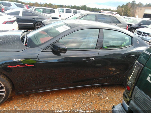 ZAM57ZST1NX399931 Maserati Ghibli Trofeo