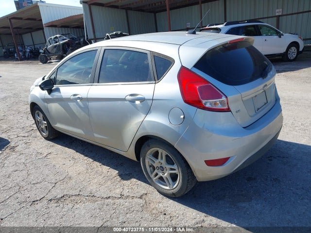 Ford FIESTA SE 2019 3FADP4EJ8KM122388 Image 3