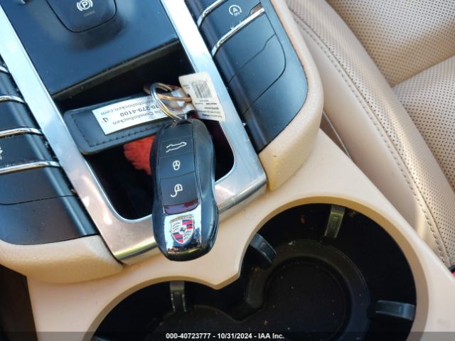 2018 PORSCHE MACAN WP1AA2A59JLB15380 Photo 10