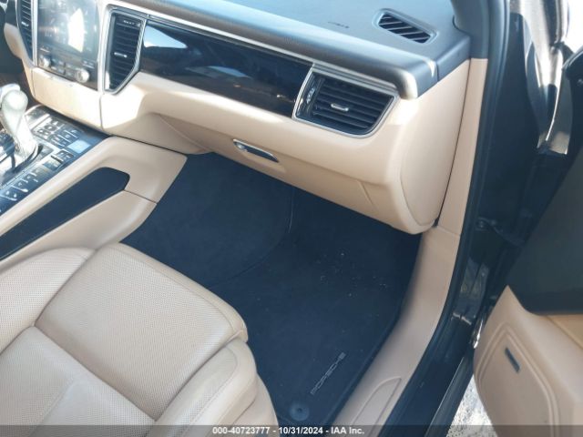 2018 PORSCHE MACAN WP1AA2A59JLB15380 Photo 4