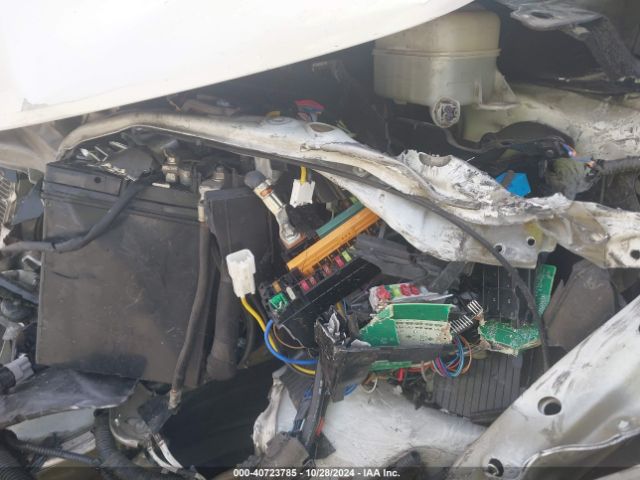 5TDKZRFH4JS542930 Toyota Highlander Xle