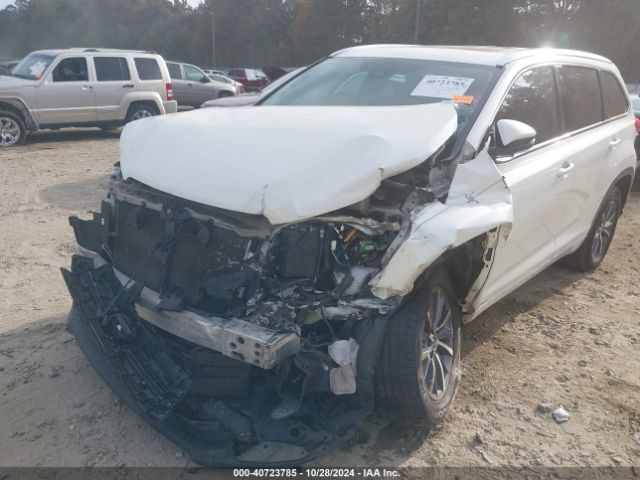 5TDKZRFH4JS542930 Toyota Highlander Xle