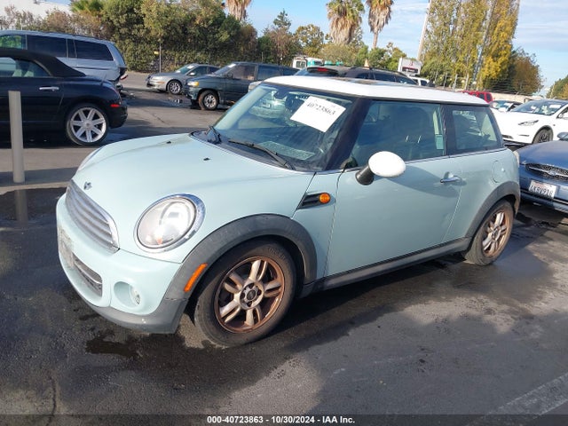 2013 MINI HARDTOP WMWSU3C58DT546472 Photo 1