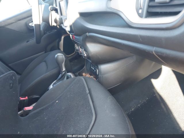 ZACCJAAB7HPF35624 Jeep Renegade Sport Fwd
