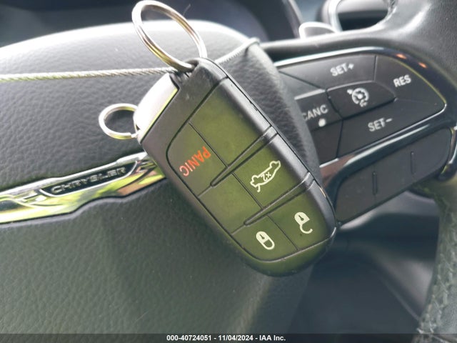 1C3CCCBG7FN672489 Chrysler 200 S