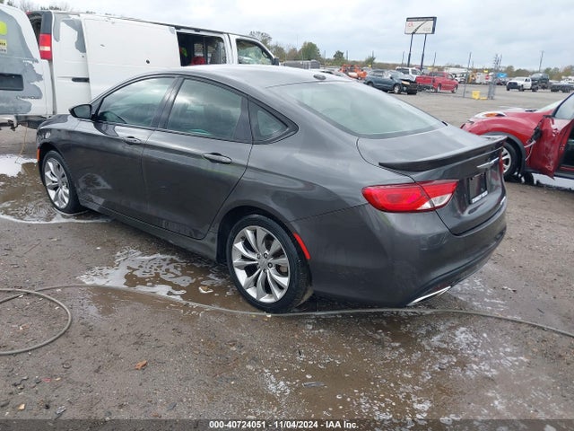1C3CCCBG7FN672489 Chrysler 200 S