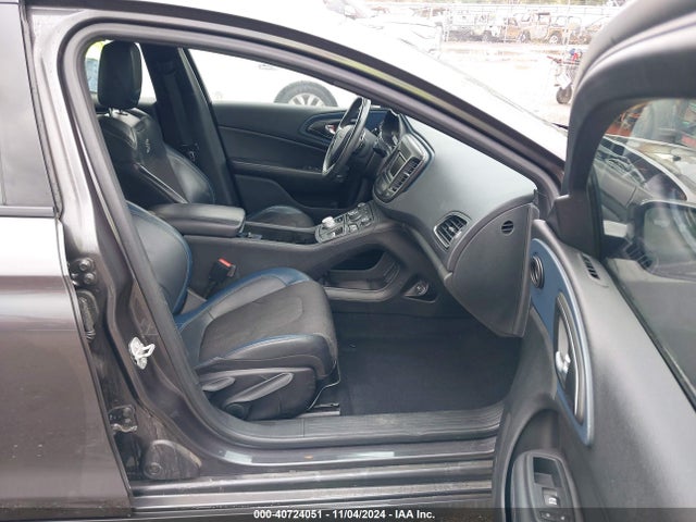 1C3CCCBG7FN672489 Chrysler 200 S