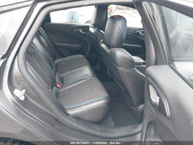 1C3CCCBG7FN672489 Chrysler 200 S