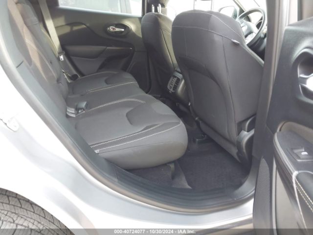 1C4PJMCS4HW506486 Jeep Cherokee Latitude 4x4