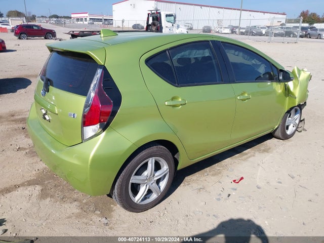 Toyota Prius C Two 2016 JTDKDTB37G1128083 Image 4