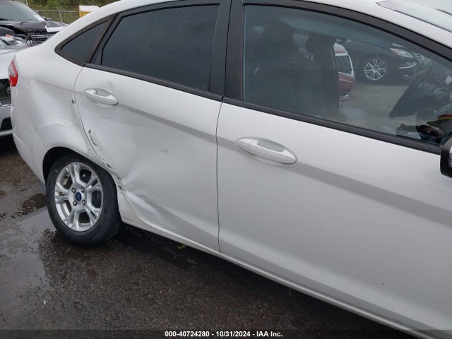 Ford FIESTA SE 2016 3FADP4BJXGM125546 Image 6
