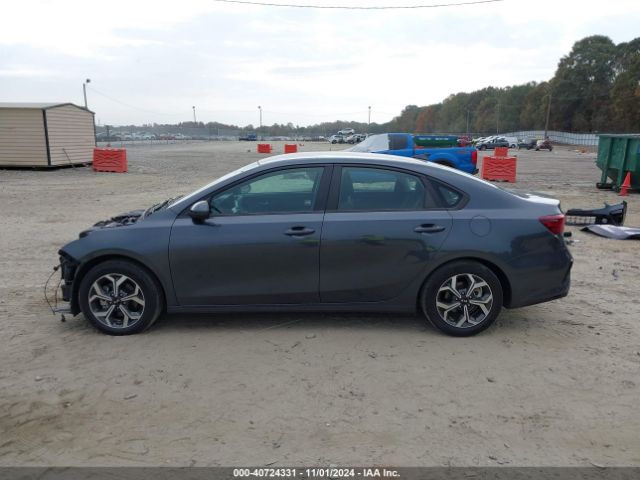 3KPF24AD3LE246369 KIA Forte Lxs