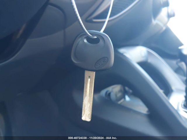 KM8JU3AG3EU910260 Hyundai TUCSON SE