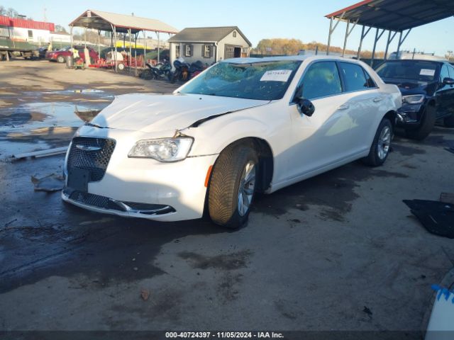 2C3CCAAG6FH868017 Chrysler 300 Limited