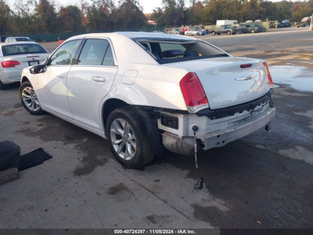 2C3CCAAG6FH868017 Chrysler 300 Limited