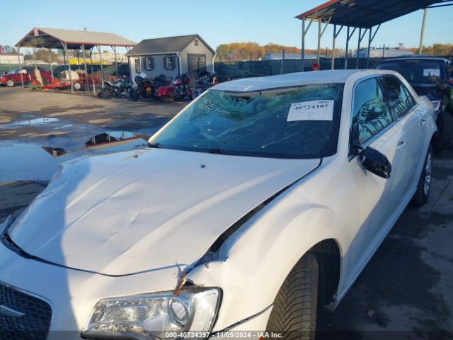 2C3CCAAG6FH868017 Chrysler 300 Limited