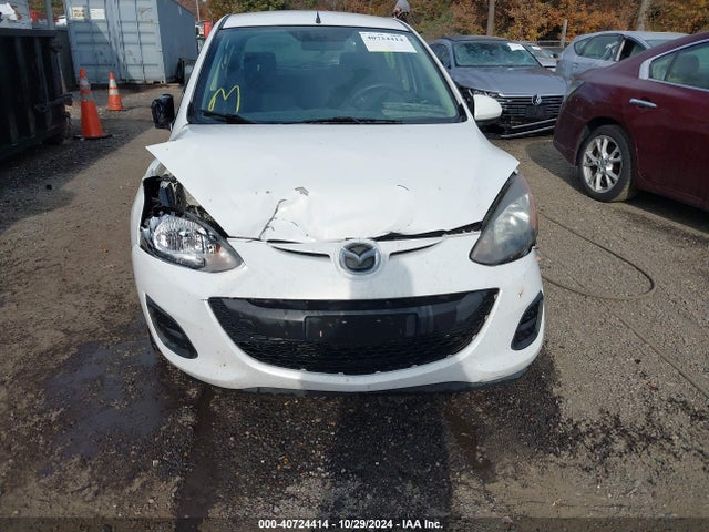 Mazda Mazda2 Sport 2014 JM1DE1KZXE0178400 Image 6