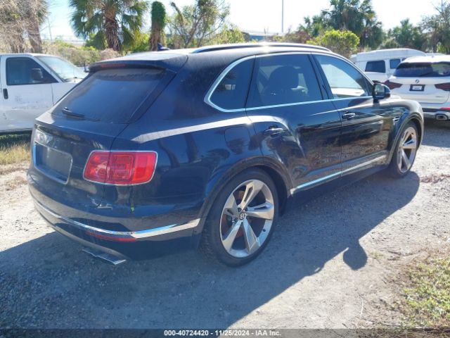 2019 BENTLEY BENTAYGA SJAAM2ZV2KC027805 Photo 3