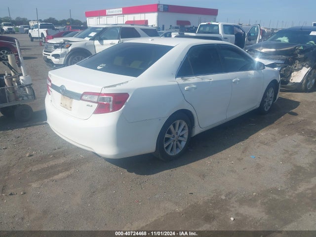 Toyota CAMRY XLE 2014 4T4BF1FK2ER428479 Image 4