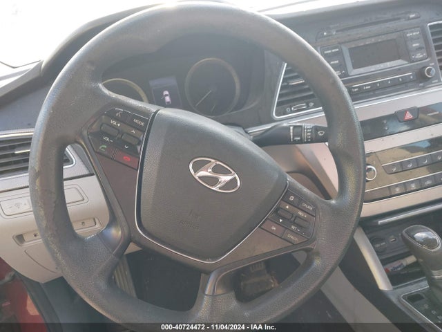 Hyundai SONATA SE 2015 5NPE24AF6FH147915 Image 18