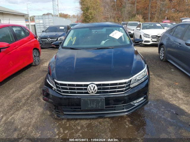1VWBT7A33GC047384 Volkswagen Passat 1.8t Se