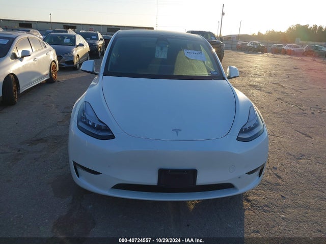 Tesla Model Y 2023 7SAYGAEE3PF594350 Image 12