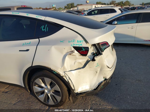 2023 TESLA MODEL Y 7SAYGAEE3PF594350 Photo 5