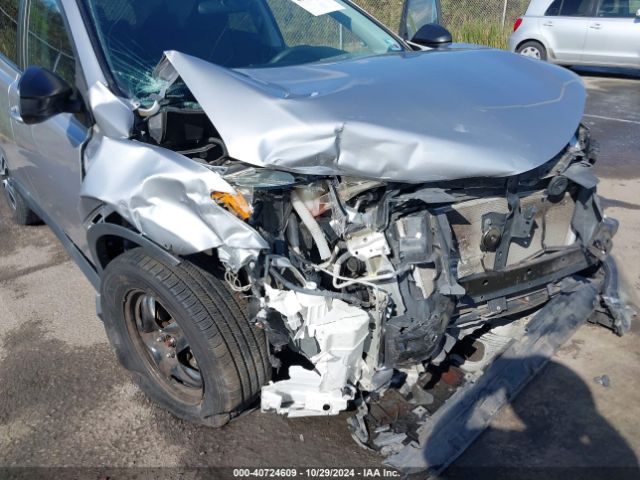 2T3ZFREV8GW247819 Toyota RAV4 LE