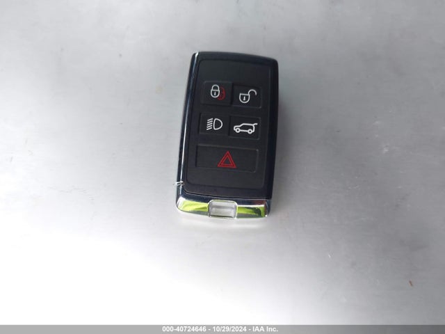 SALEWEEE5R2317188 Land Rover Defender 110 P525 Carpathian Edition
