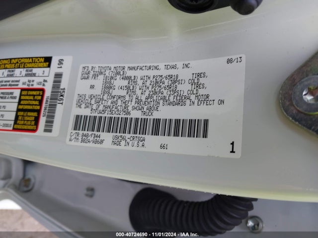 5TFUW5F15EX327506 Toyota Tundra Sr5 5.7l V8