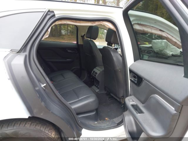 SADCJ2FX3KA368653 Jaguar F-pace 25t Premium