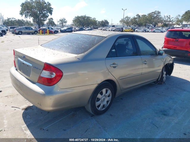 40724727 :رقم المزاد ، 4T1BE32K43U124176 vin ، 2003 Toyota Camry Le مزاد بيع