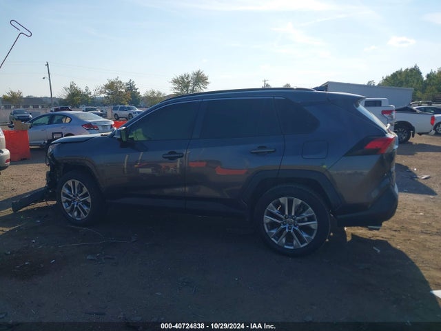 Toyota Rav4 Xle Premium 2019 JTMC1RFV0KD036087 Image 14