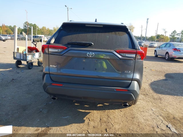 Toyota Rav4 Xle Premium 2019 JTMC1RFV0KD036087 Image 16